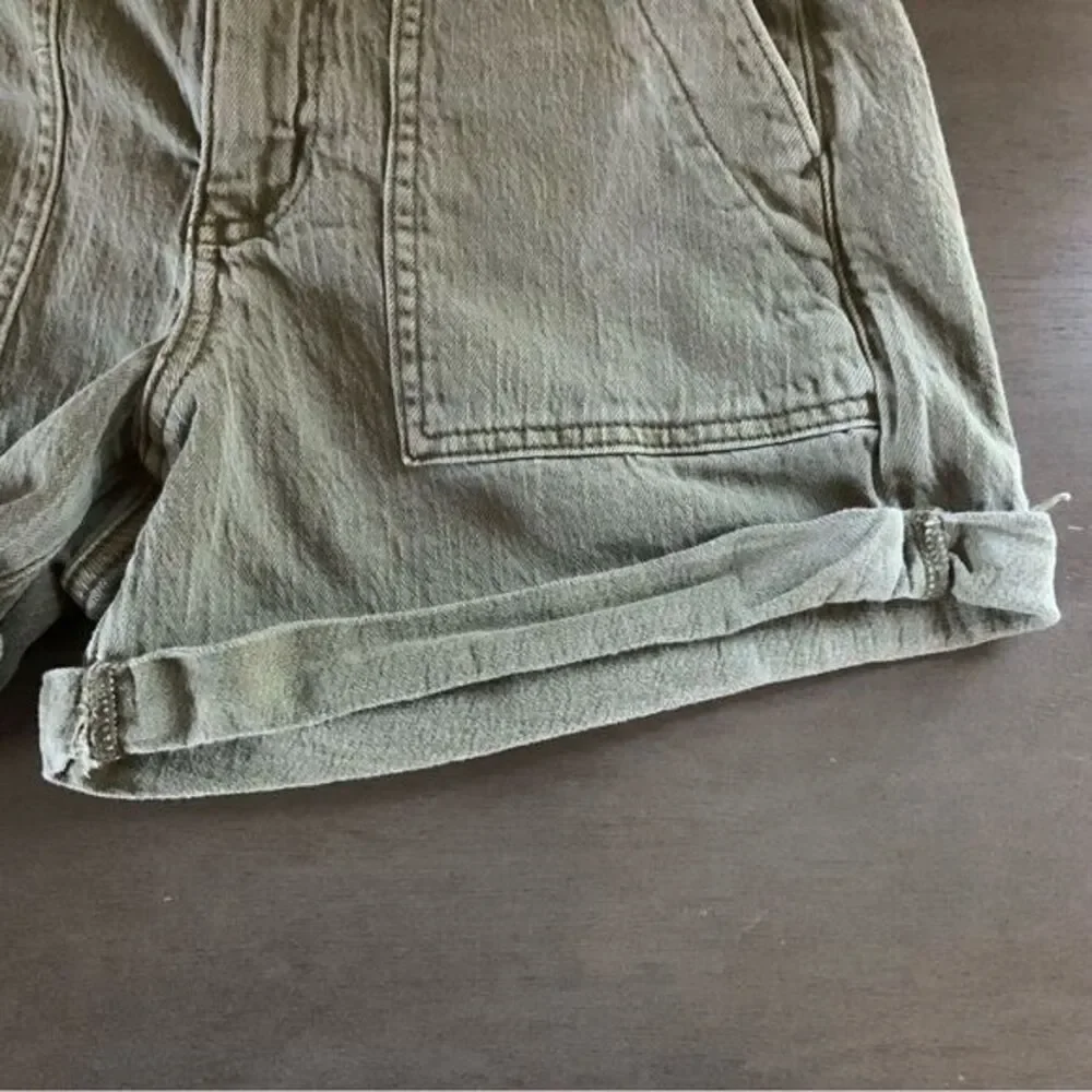 AMERICAN EAGLE‎ Women’s Tomgirl Olive Green Drawstring Cuffed Shorts Size 0 - Picture 8 of 14